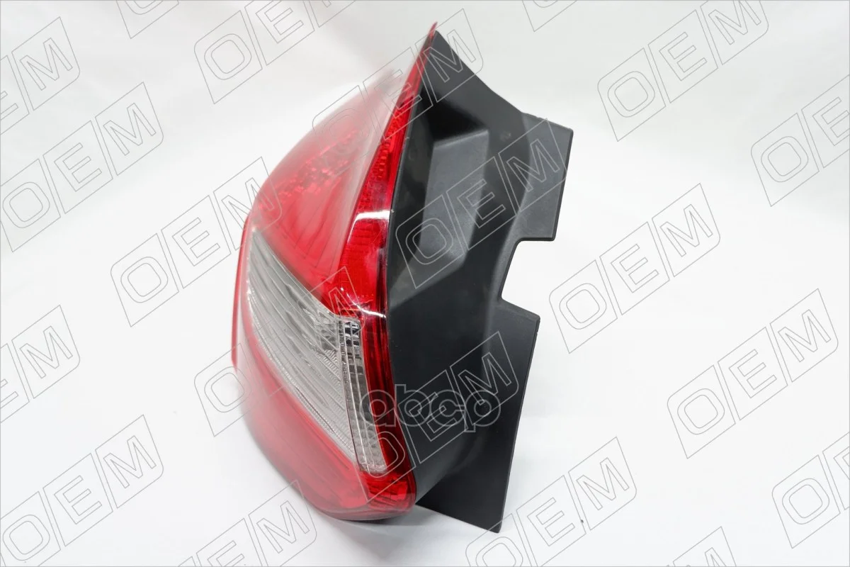 Фонарь левый Ford Focus 3 хэтчбек, 2011-2015 - миниатюра 3
