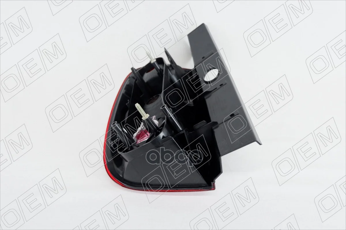 Фонарь правый Renault Duster 1 2011-2015 - миниатюра 3