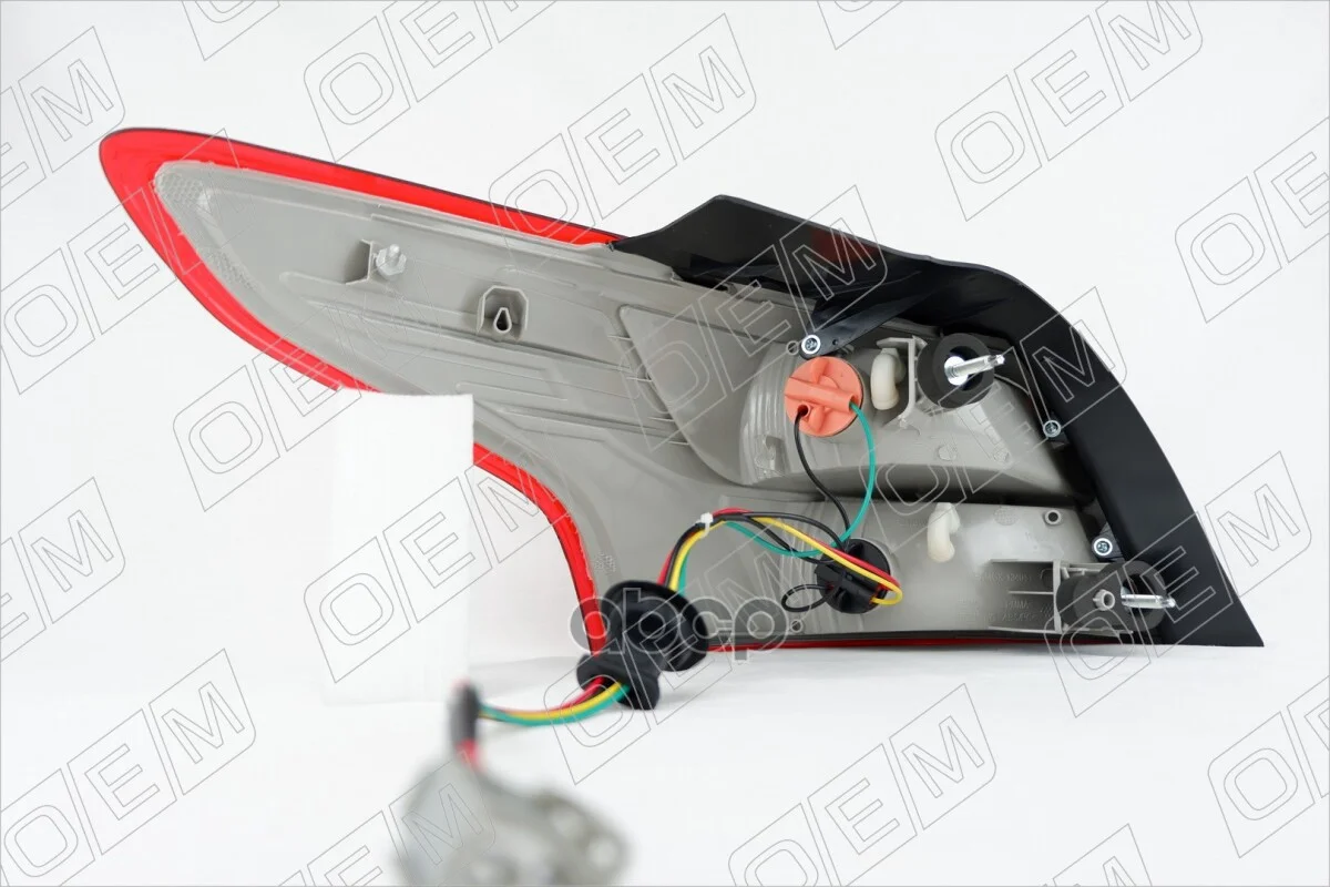 Фонарь правый внешний Ford Focus 3 седан, - миниатюра 5