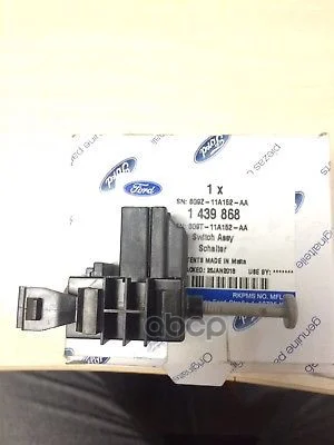 Переключатель блокировки стартера Foc'08- 1439868 - изображение 1