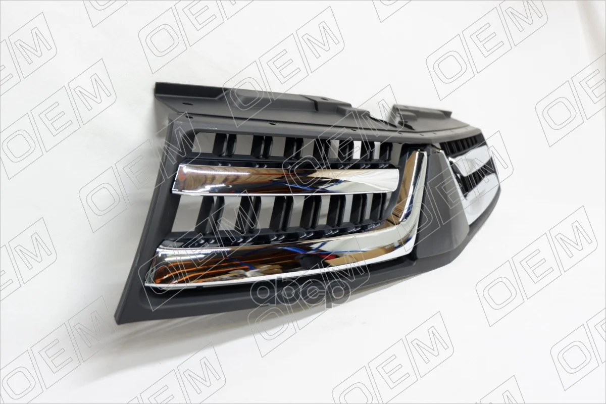 Решетка радиатора Mitsubishi Pajero Sport 2 - миниатюра 4