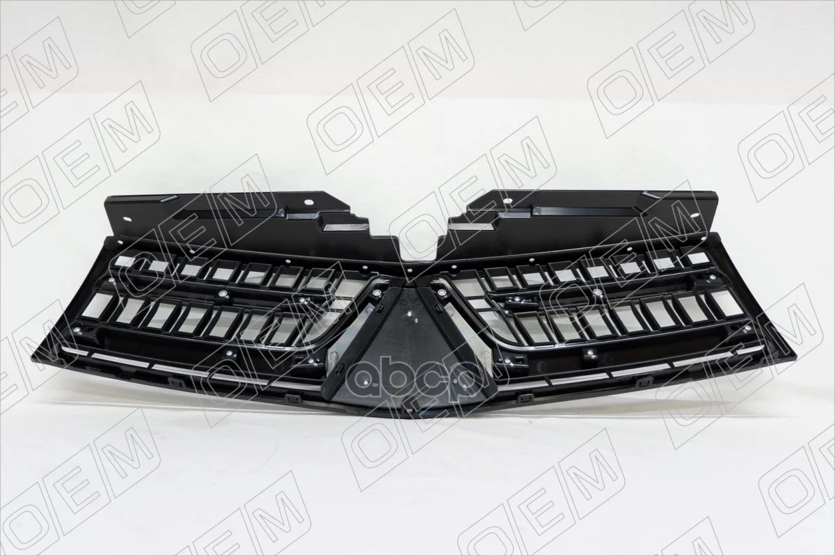 Решетка радиатора Mitsubishi Pajero Sport 2 - миниатюра 5