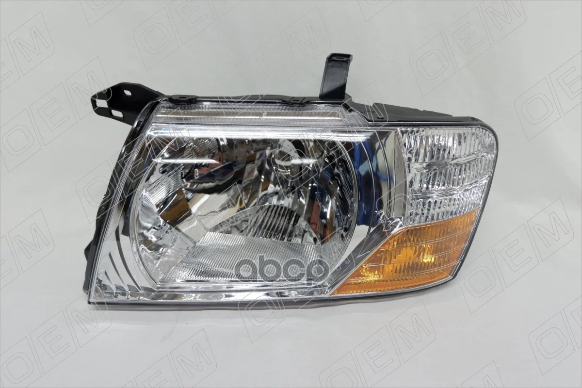 Фара левая Mitsubishi Pajero 3 (2000-2006) без - изображение 1