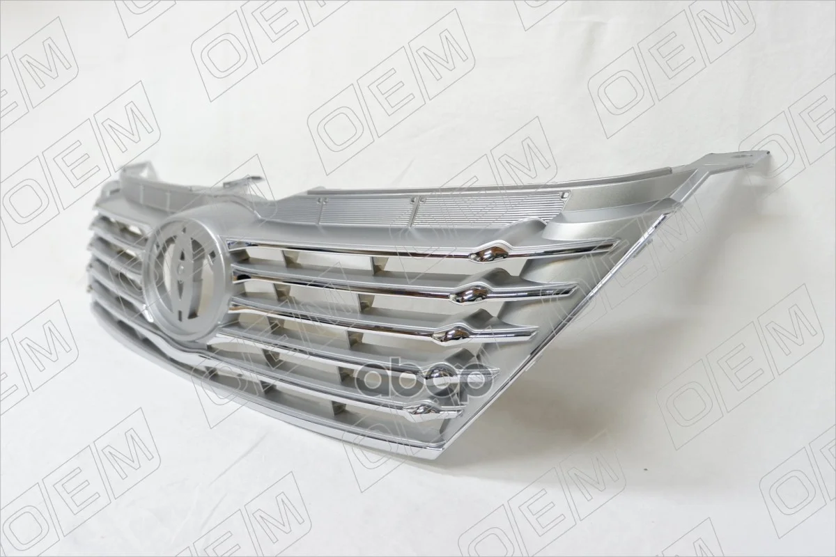 Решетка радиатора Toyota Camry 7 XV50 2011-2014 - миниатюра 4
