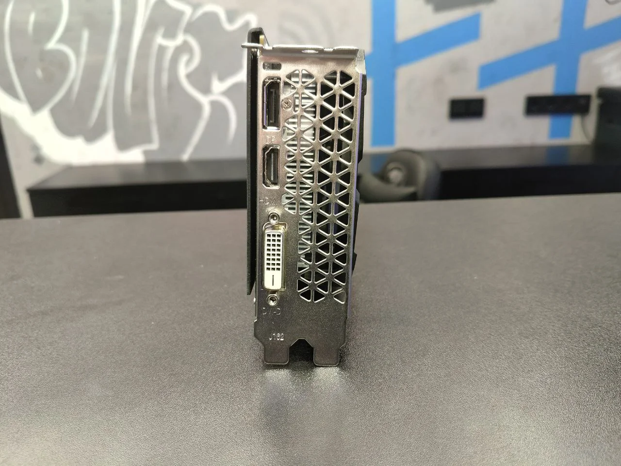 RX 580 8gb Dicasver Новая видеокарта - миниатюра 4