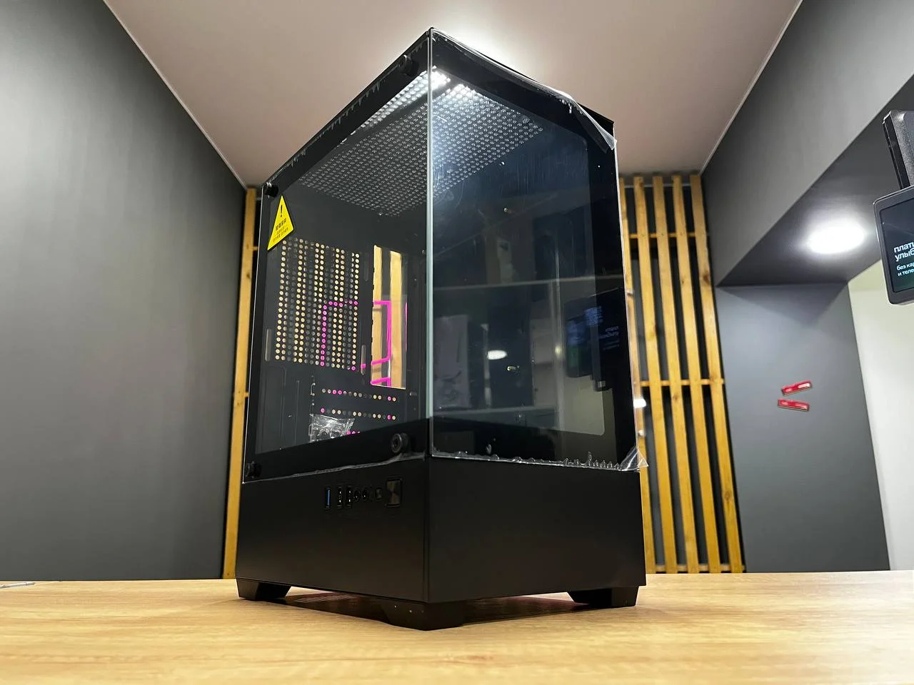 Новый корпус M240 Black - изображение 1