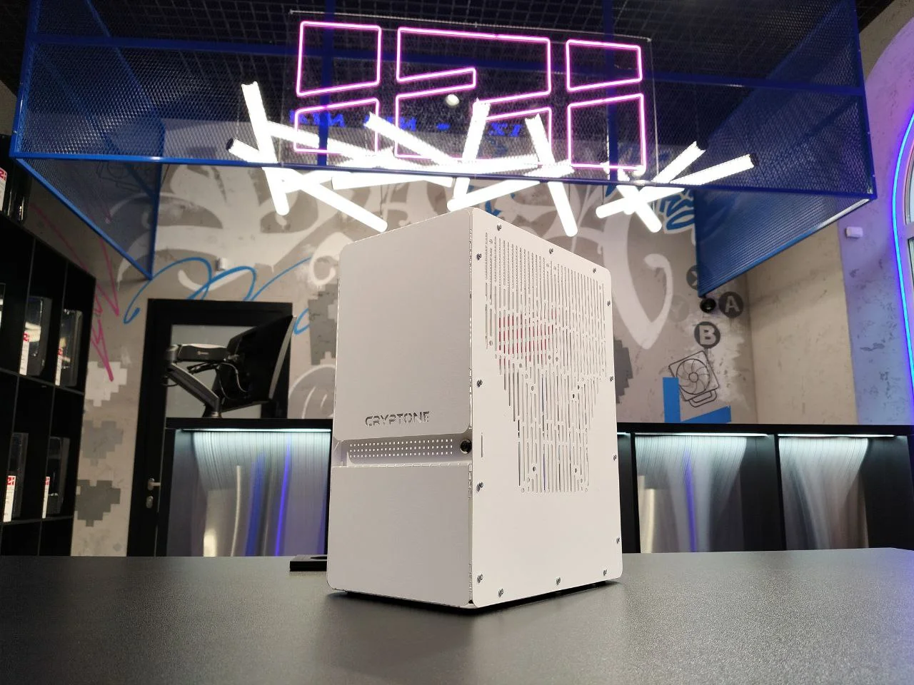 Новый игровой корпус Cryptone GNU mATX белый - миниатюра 2