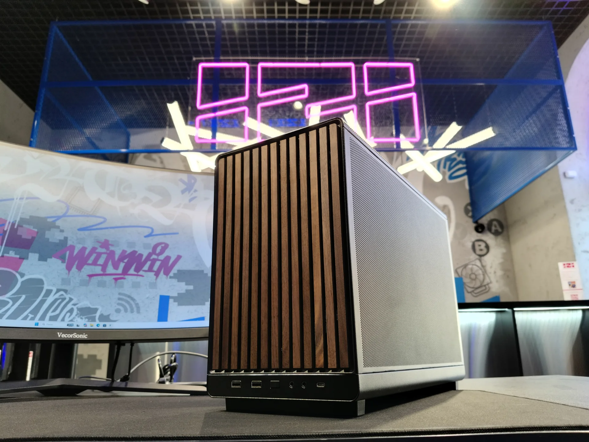 Игровой ПК Ryzen 5 8400F, RTX 4060, 32Gb, SSD 1Tb - изображение 1