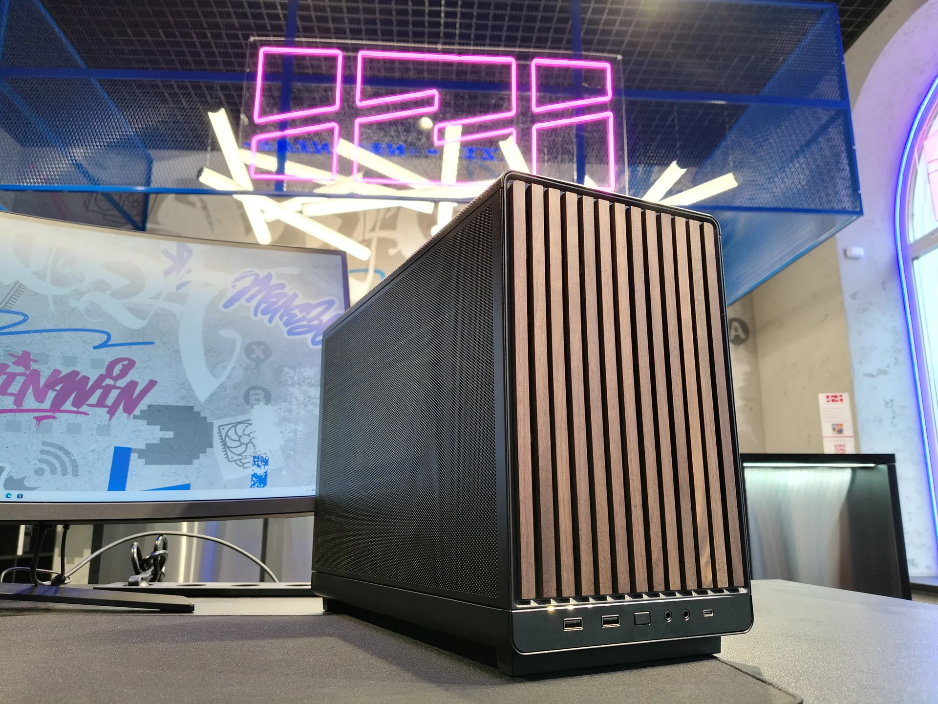 Игровой ПК Ryzen 5 8400F, RTX 4060, 32Gb, SSD 1Tb - миниатюра 2