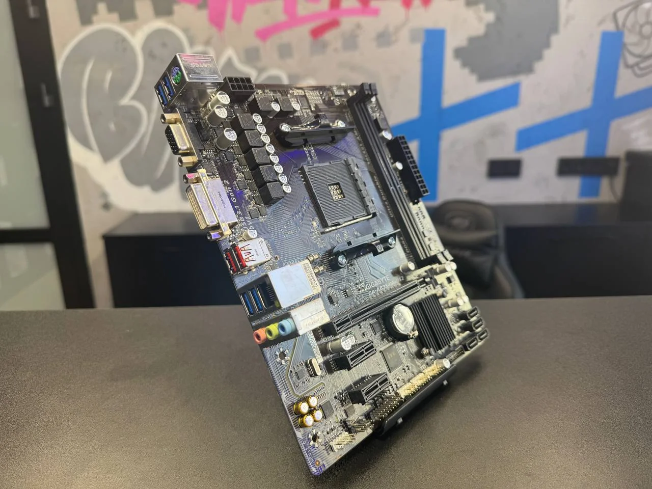 Материнская плата gigabyte GA-AB350M-DS2 AM4 DDR4 - миниатюра 6
