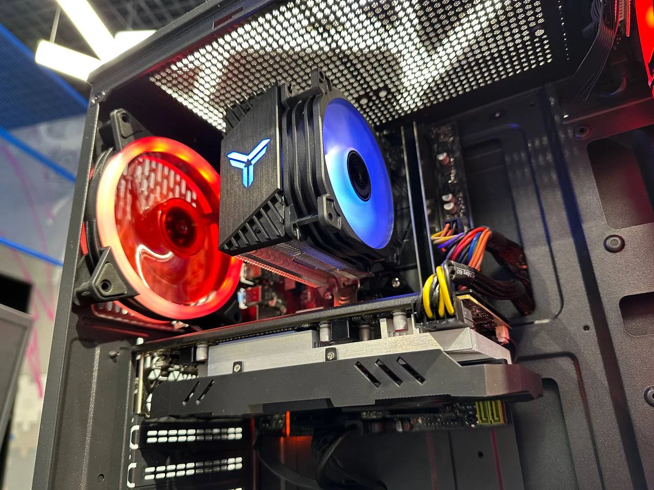 Игровой ПК Ryzen 5 2600, RX 580, 16Gb, SSD 1Tb - миниатюра 4