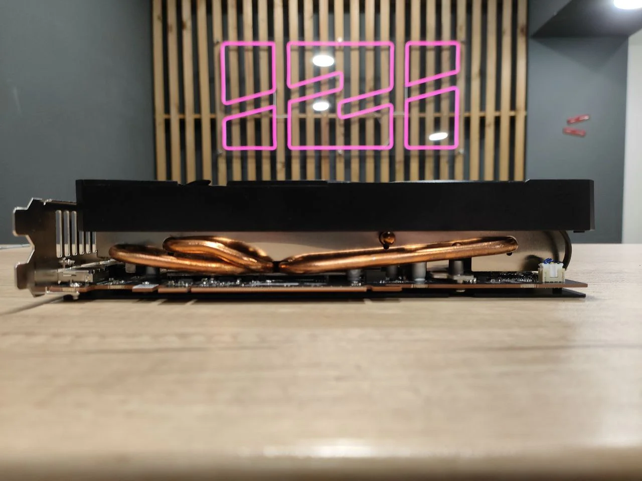 Видеокарта Soyo AMD Radeon RX5700XT 8Gb - миниатюра 5