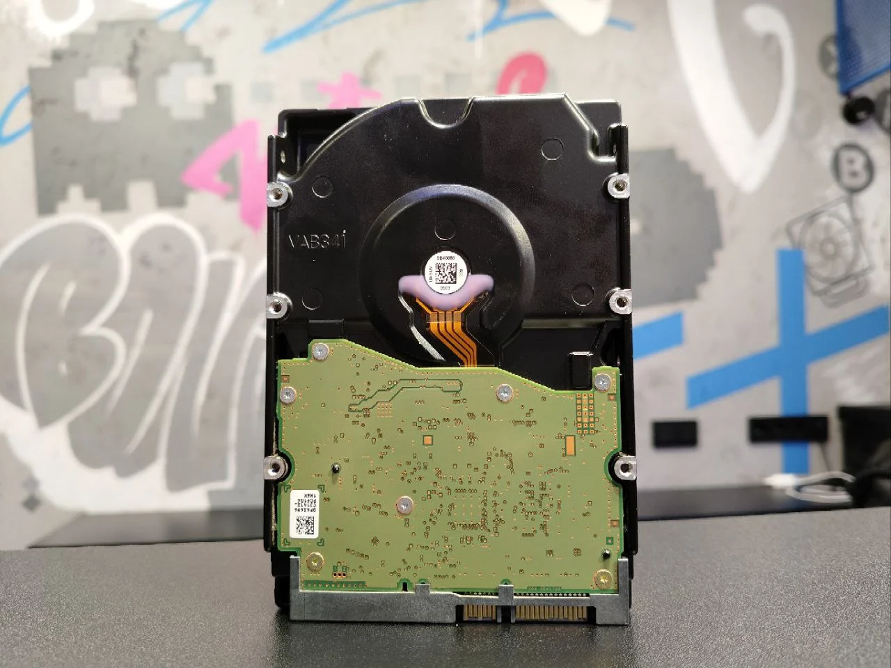 Жесткий диск 6 tb HDD 3.5'' WD, HUS726T6TALE6L4 - миниатюра 5