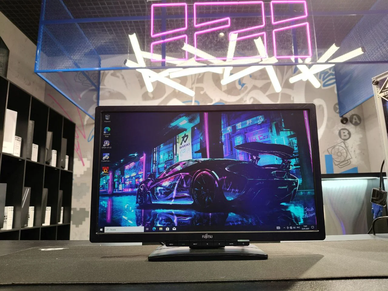 Монитор 20" Fujitsu E20T-6 LED - изображение 1