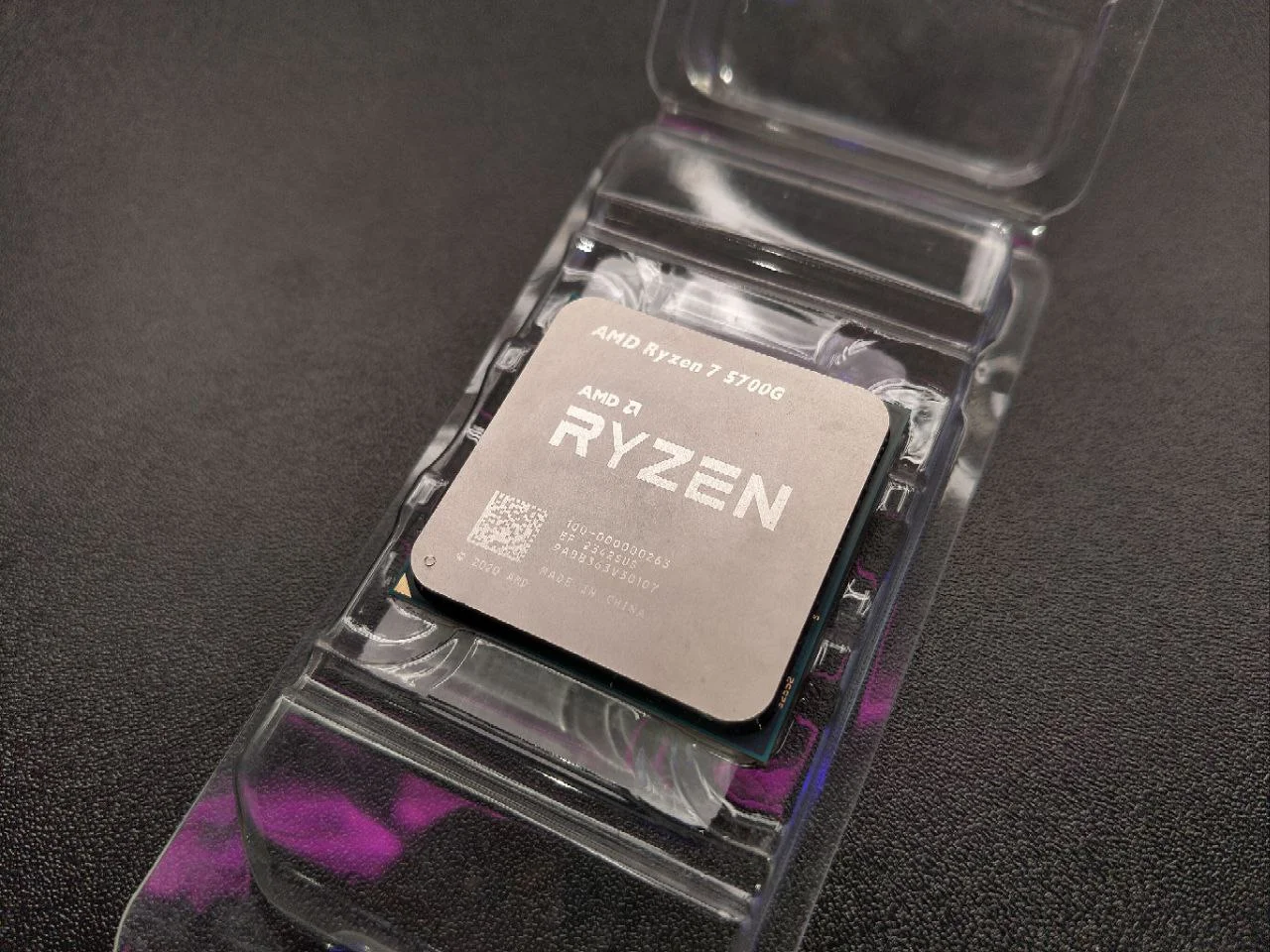 Процессор AMD Ryzen 7 5700G, AM4, 4.6GHz, 8/16 - миниатюра 2