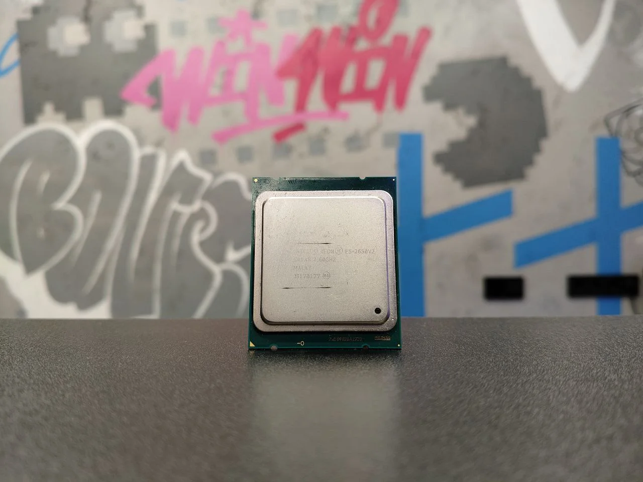Процессор Intel Xeon E5 2650v2 LGA2011 2.6ГГц 8/16 - изображение 1
