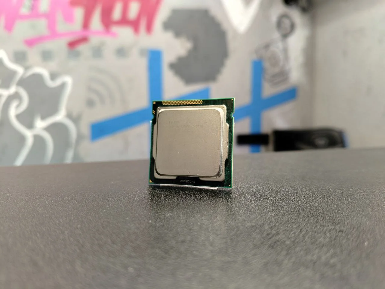 Процессор Intel Core 2 Quad Q9400, 775, 2.67GHz, 4/4 - миниатюра 4