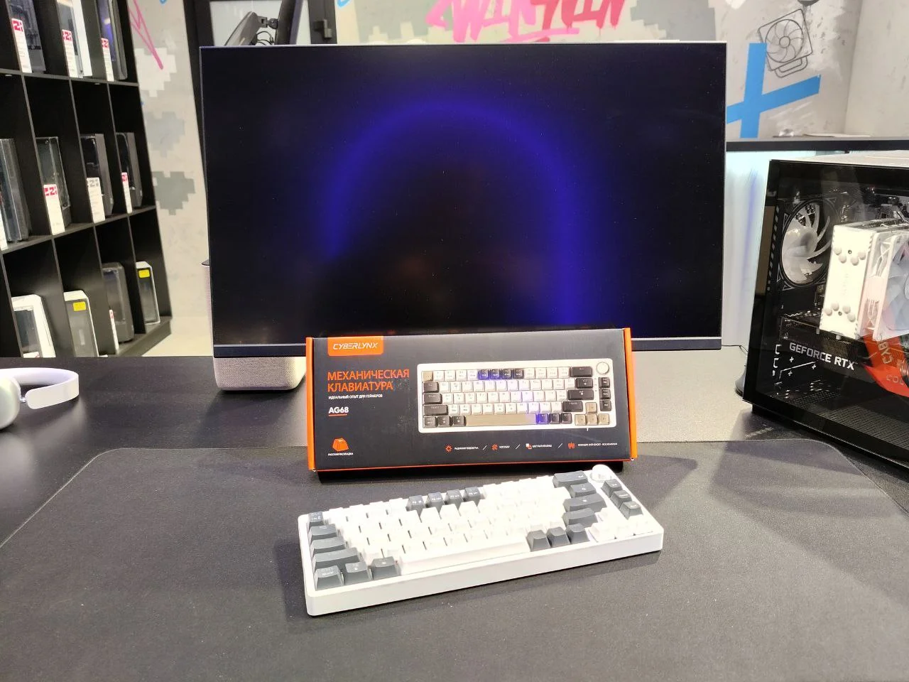 Игровая механическая клавиатура (мини) AG68, White, RGB - изображение 1