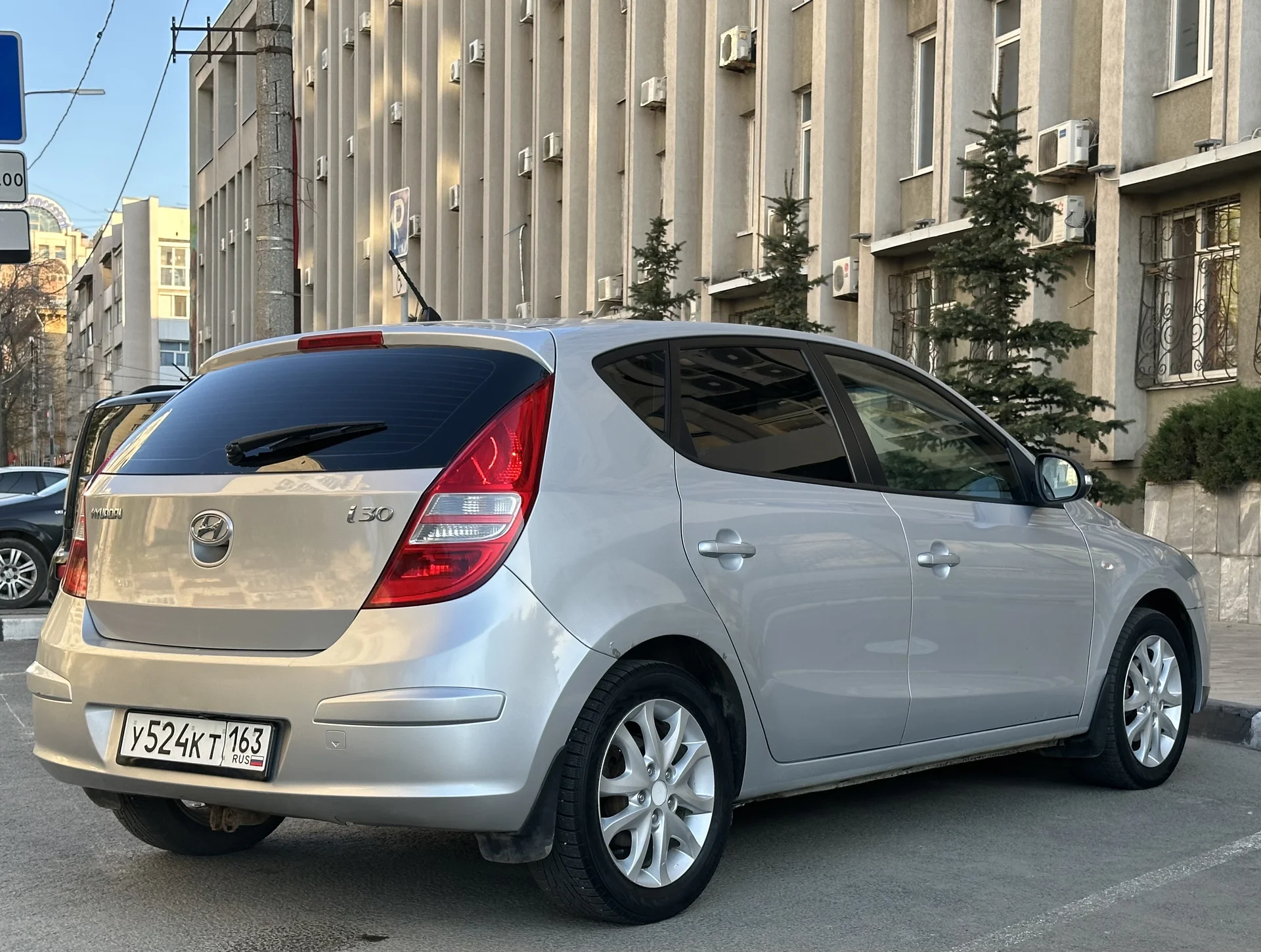 Автомобиль - миниатюра 4