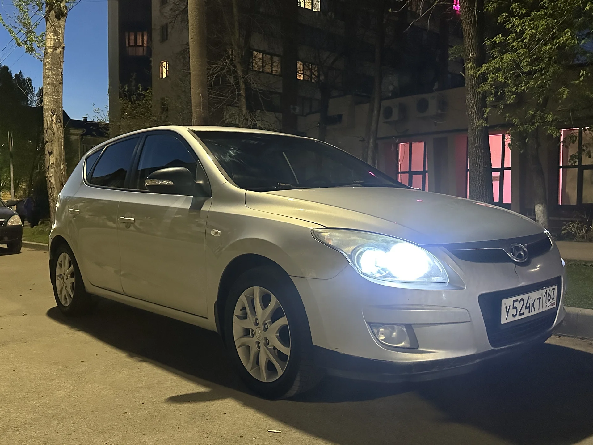 Автомобиль - миниатюра 12
