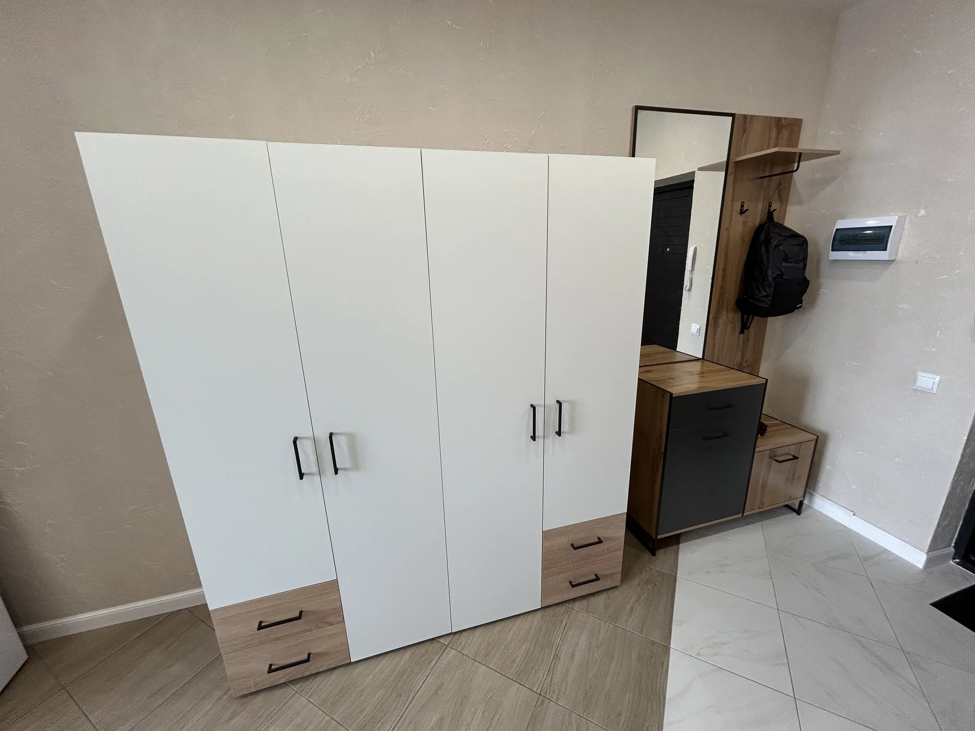 Продаю квартиру - миниатюра 4