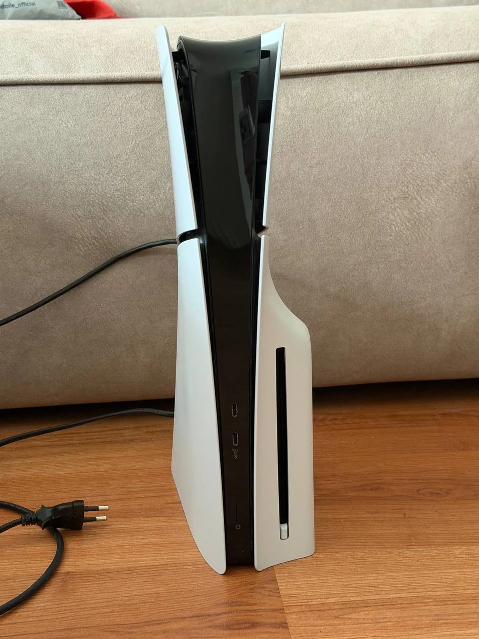 Sony Playstation 5 slim с дисководом 1000гб - миниатюра 4