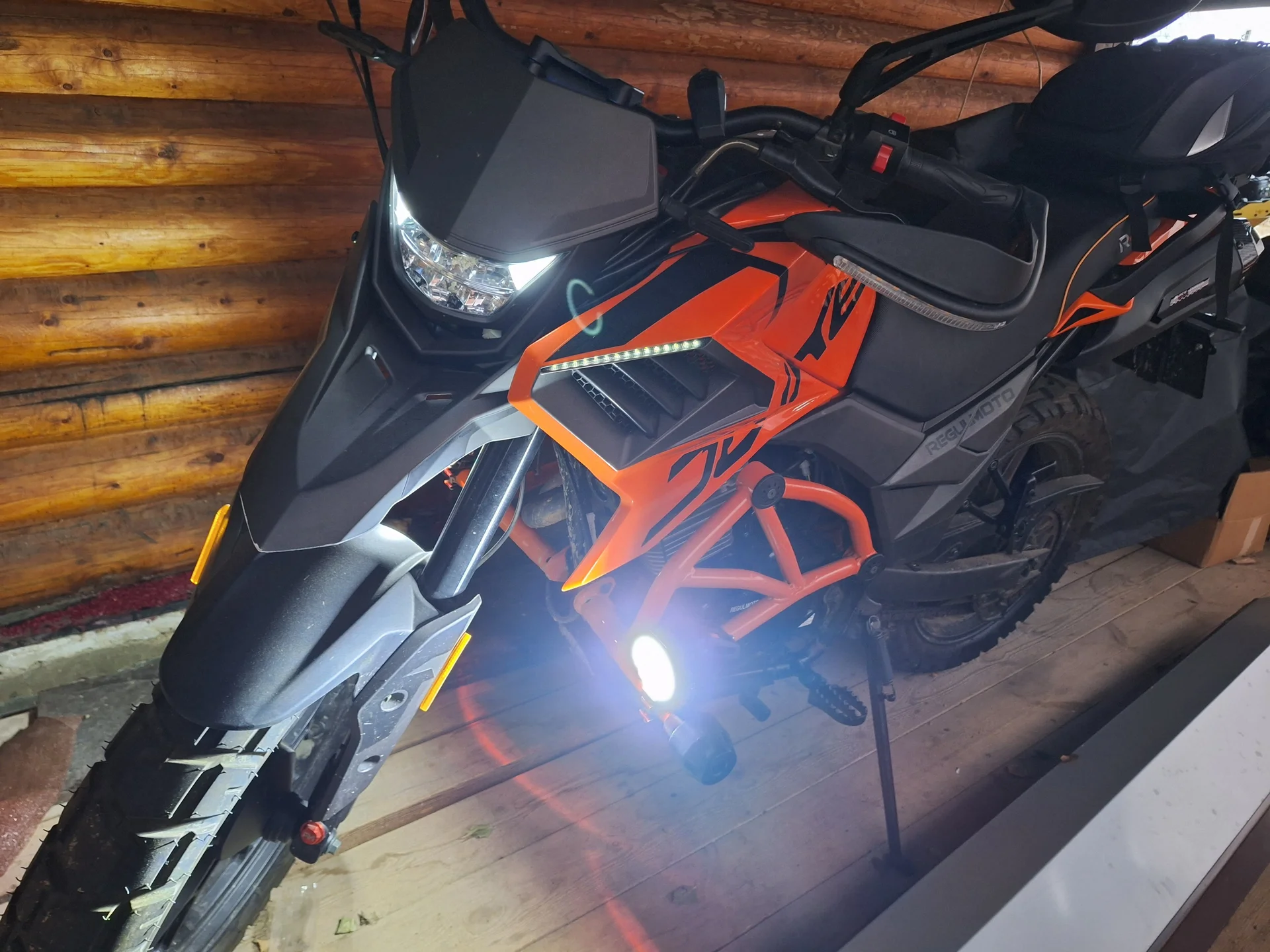 Мотоцикл Regulmoto Duke 300, 2025 - миниатюра 3