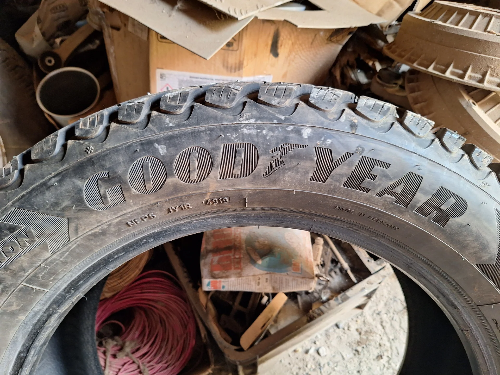 Шины зимние шипованные Goody Year 255/55r19 - миниатюра 5