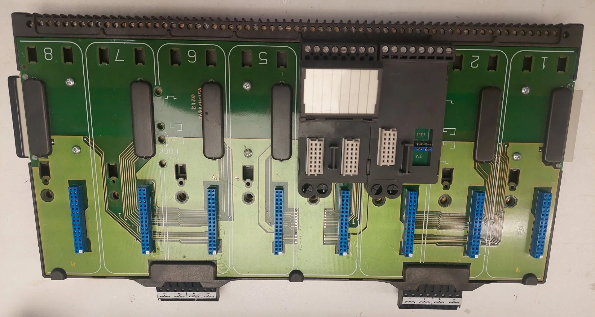 Шасси (шина) контроллера DeltaV KJ4001X1-BE1, модули Fieldbus, Profibus - миниатюра 4