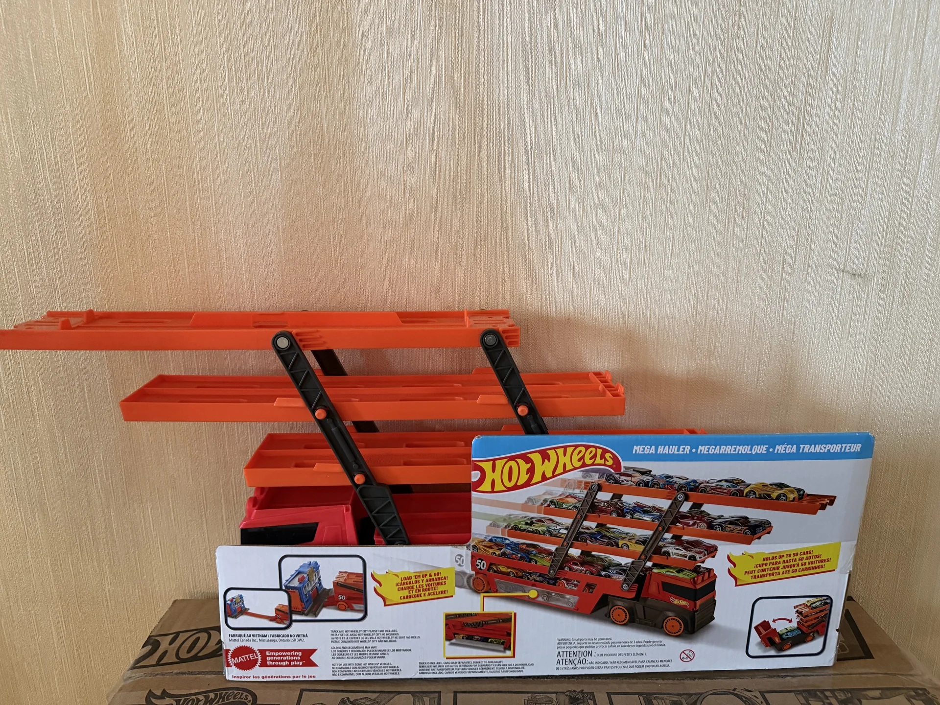 Грузовик Hot Wheels "Мега Оранжевый” - миниатюра 2