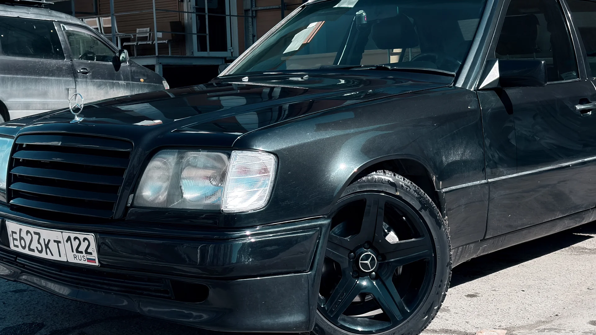 Mercedes W124 E320 - миниатюра 2