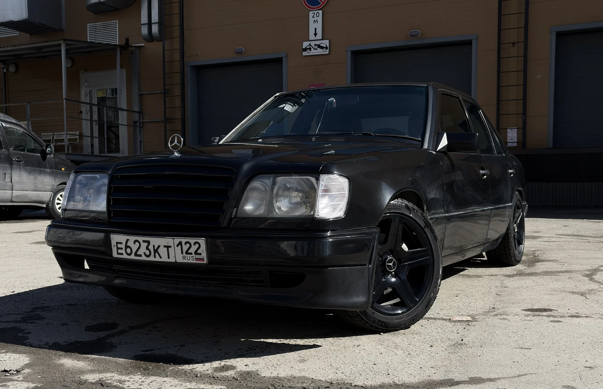 Mercedes W124 E320 - миниатюра 4