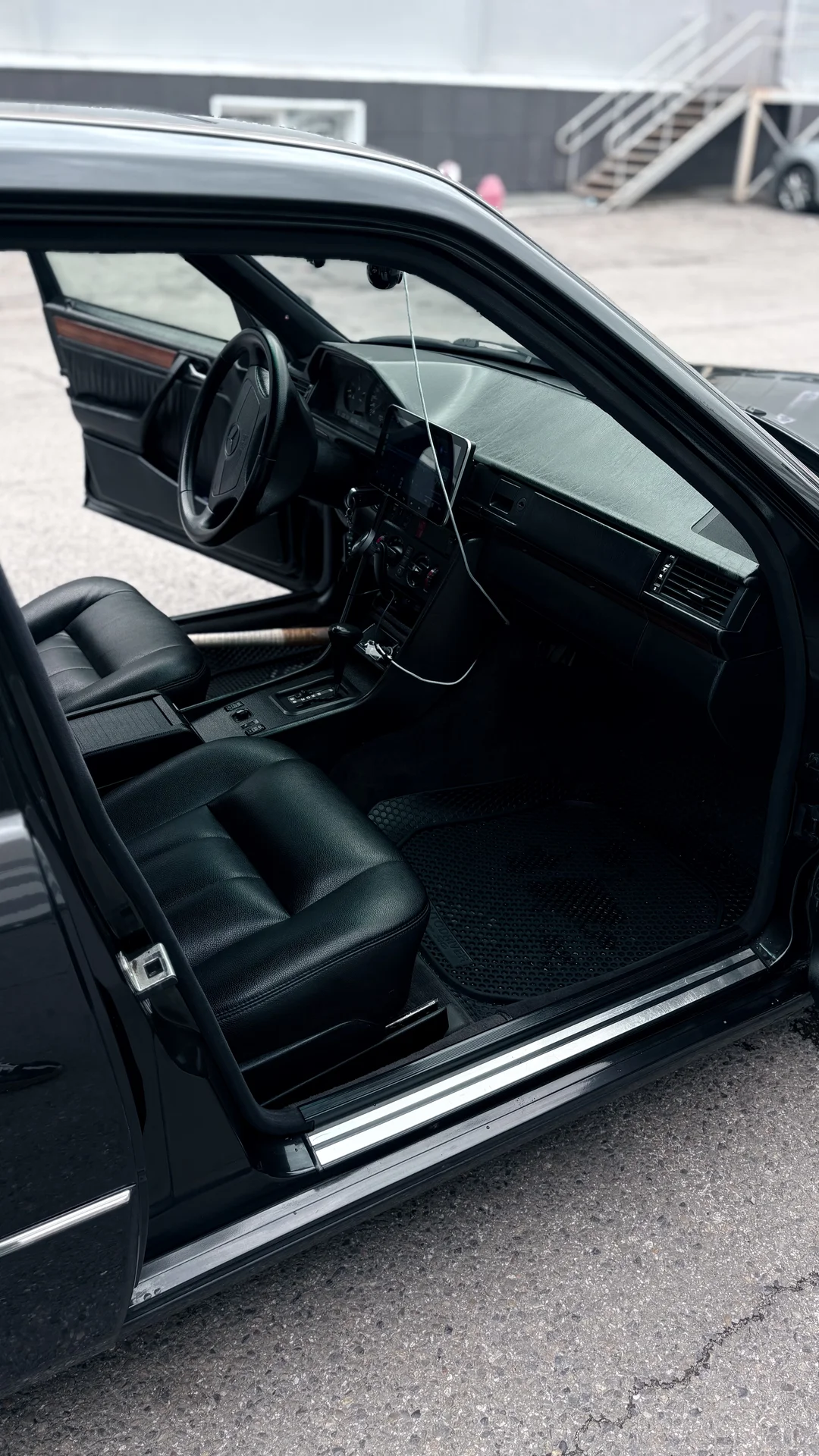 Mercedes W124 E320 - миниатюра 7