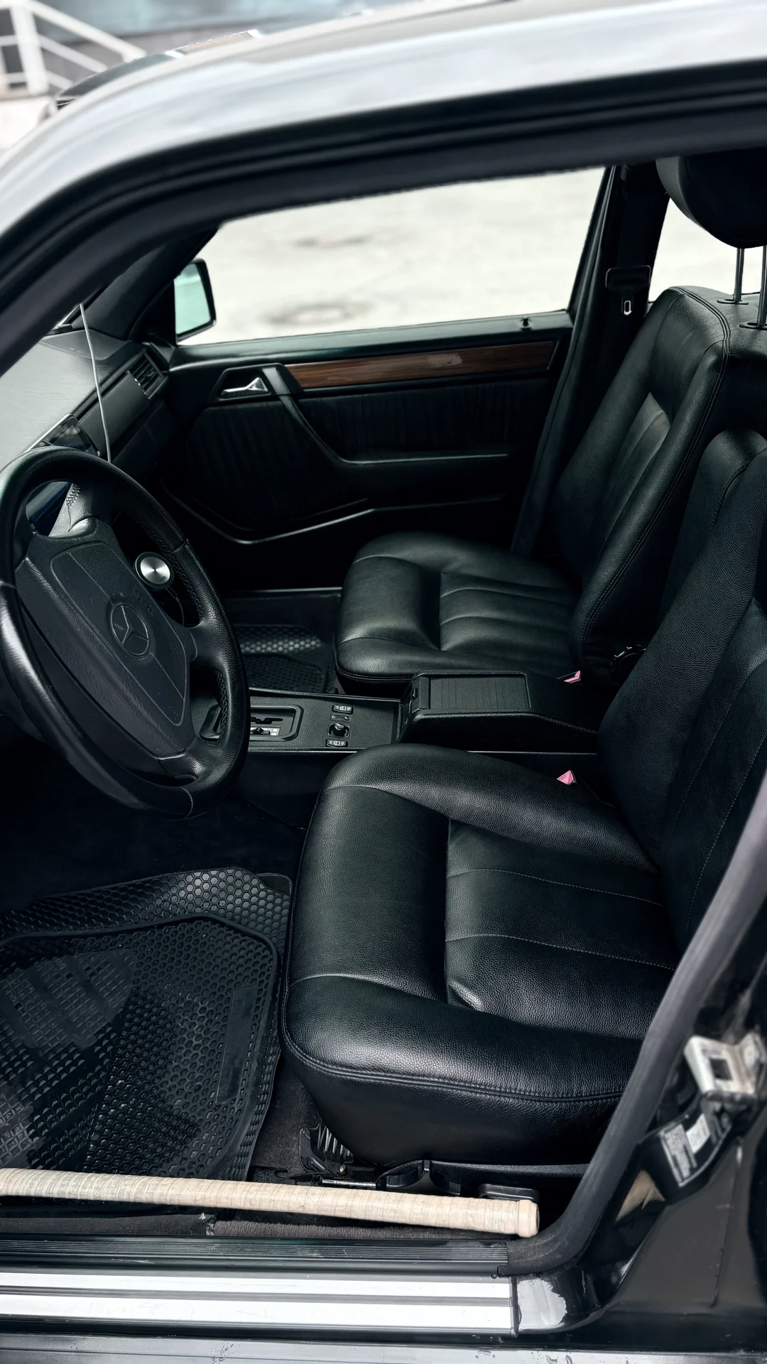 Mercedes W124 E320 - миниатюра 11