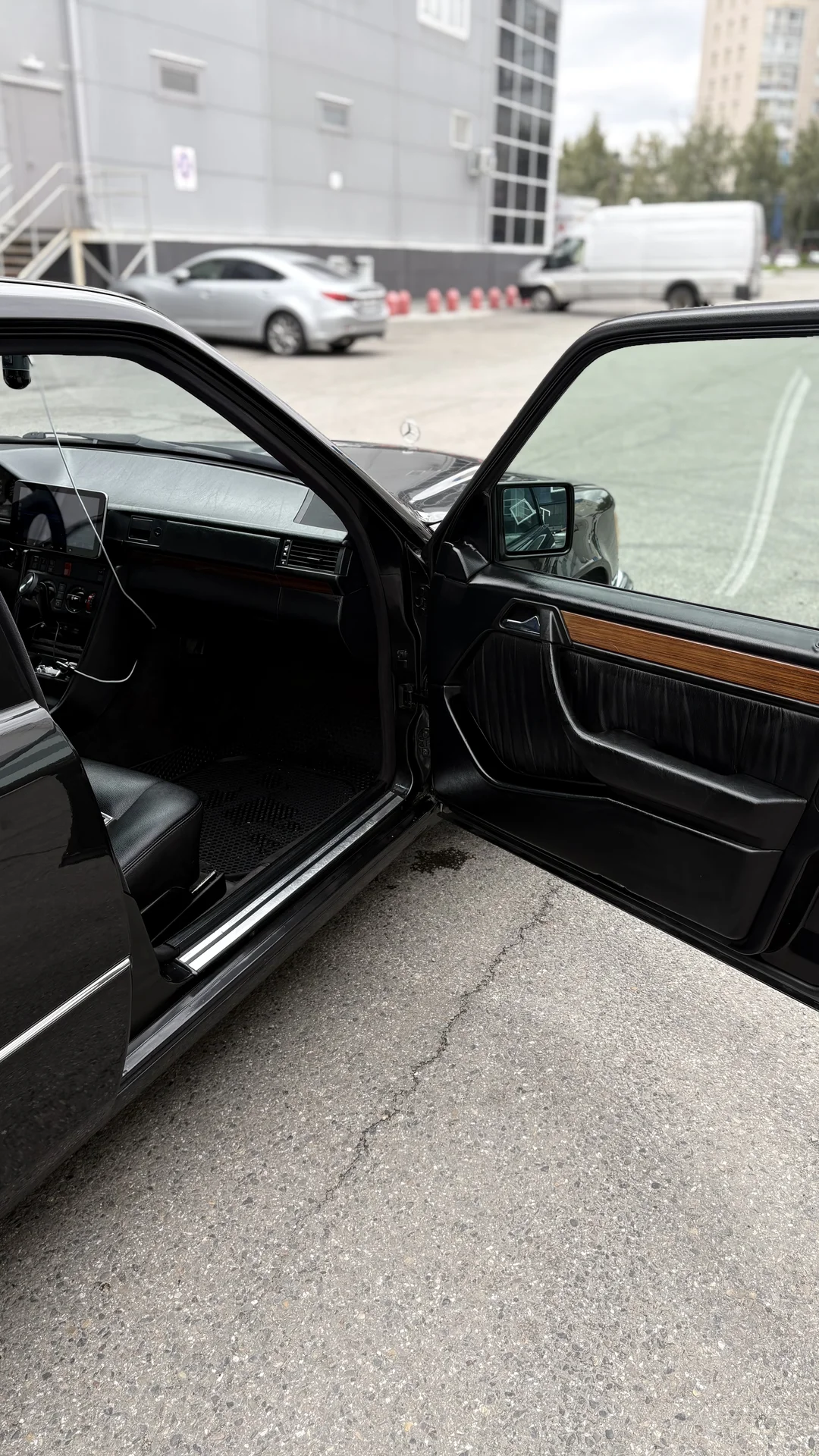 Mercedes W124 E320 - миниатюра 14