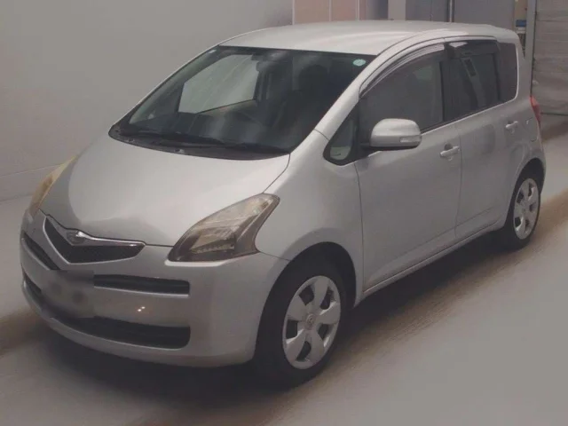 Toyota Ractis 2006 год - изображение 1