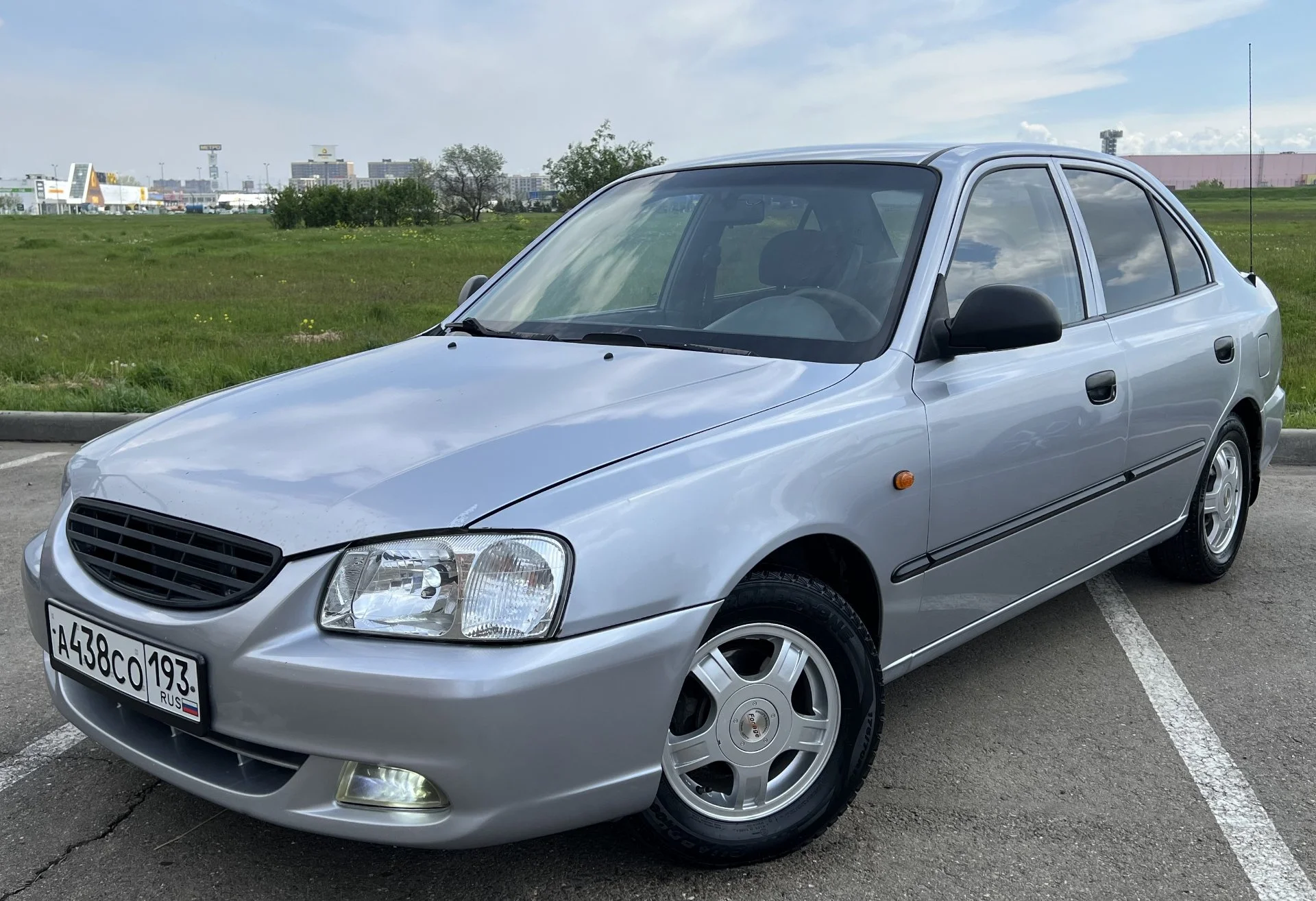 Hyundai Accent 1.5 MT - изображение 1