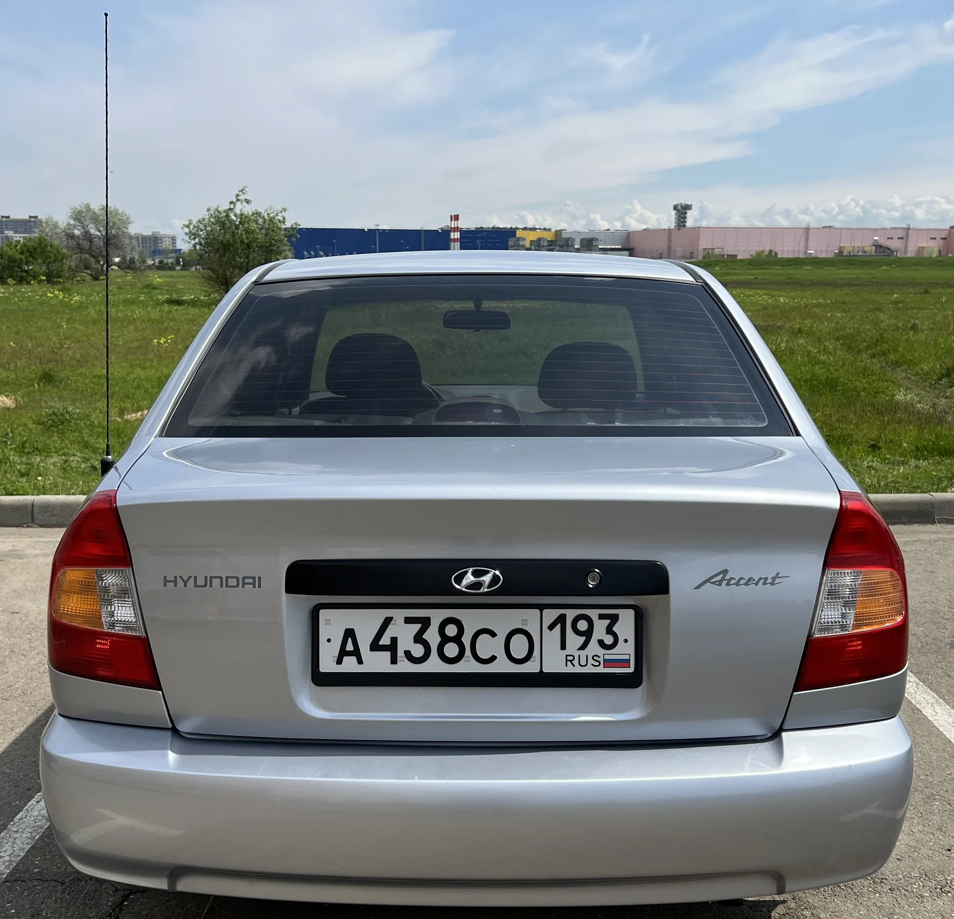Hyundai Accent 1.5 MT - миниатюра 11