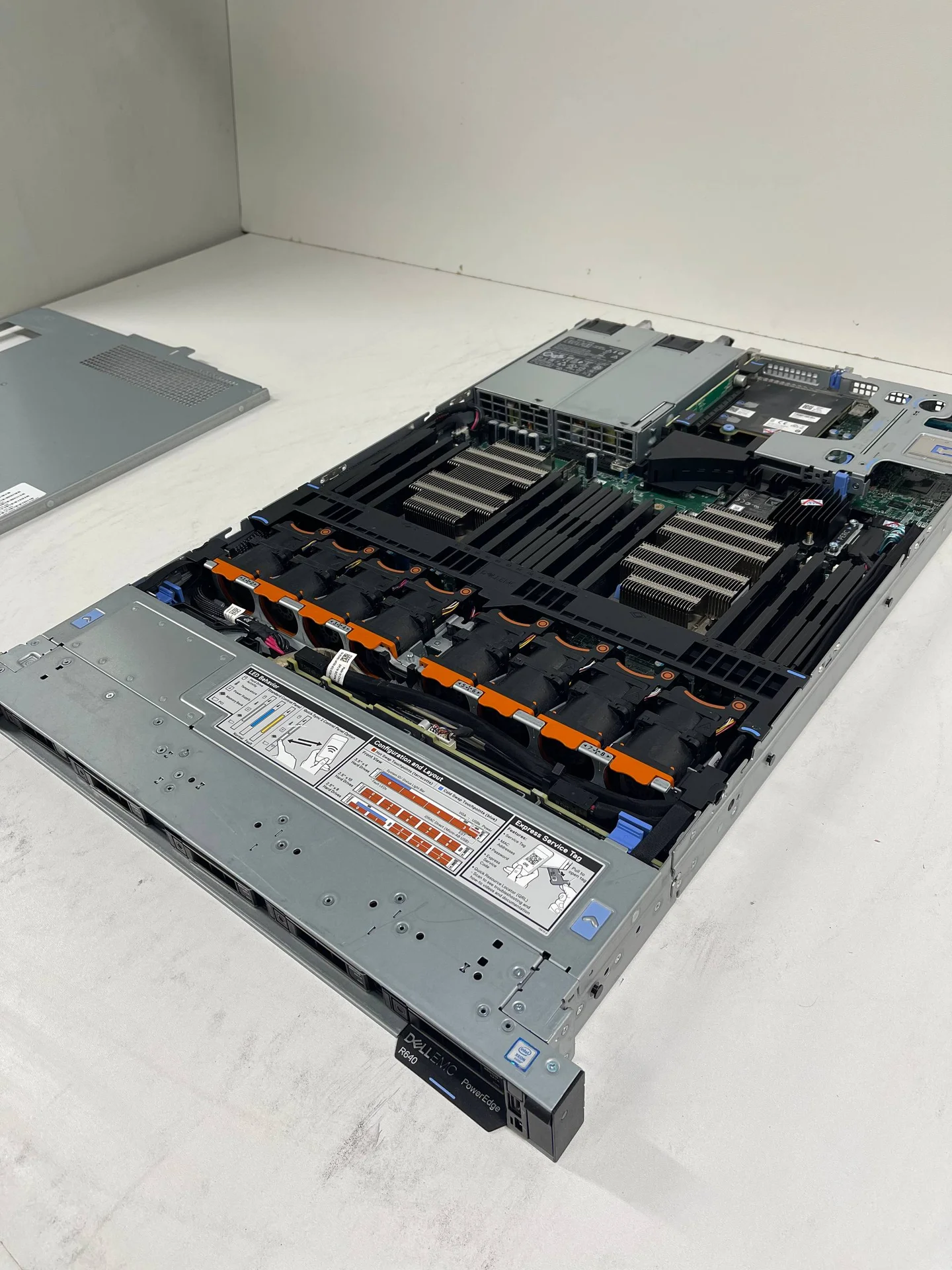 Сервер Dell PowerEdge R640 8SFF с Xeon Silver 4114 - миниатюра 4