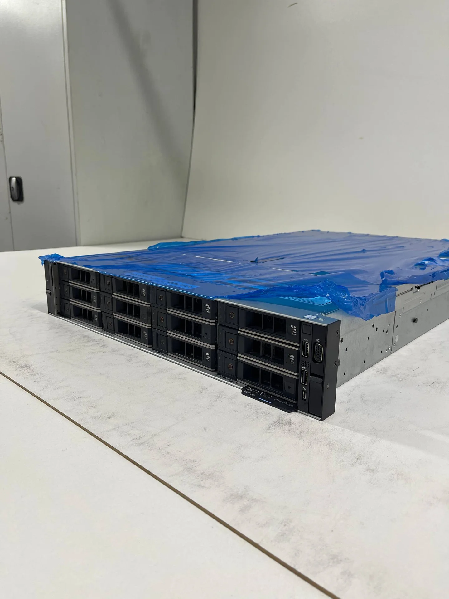 В наличии сервер Dell R740XD 3.5*12LFF+2LFF - миниатюра 3