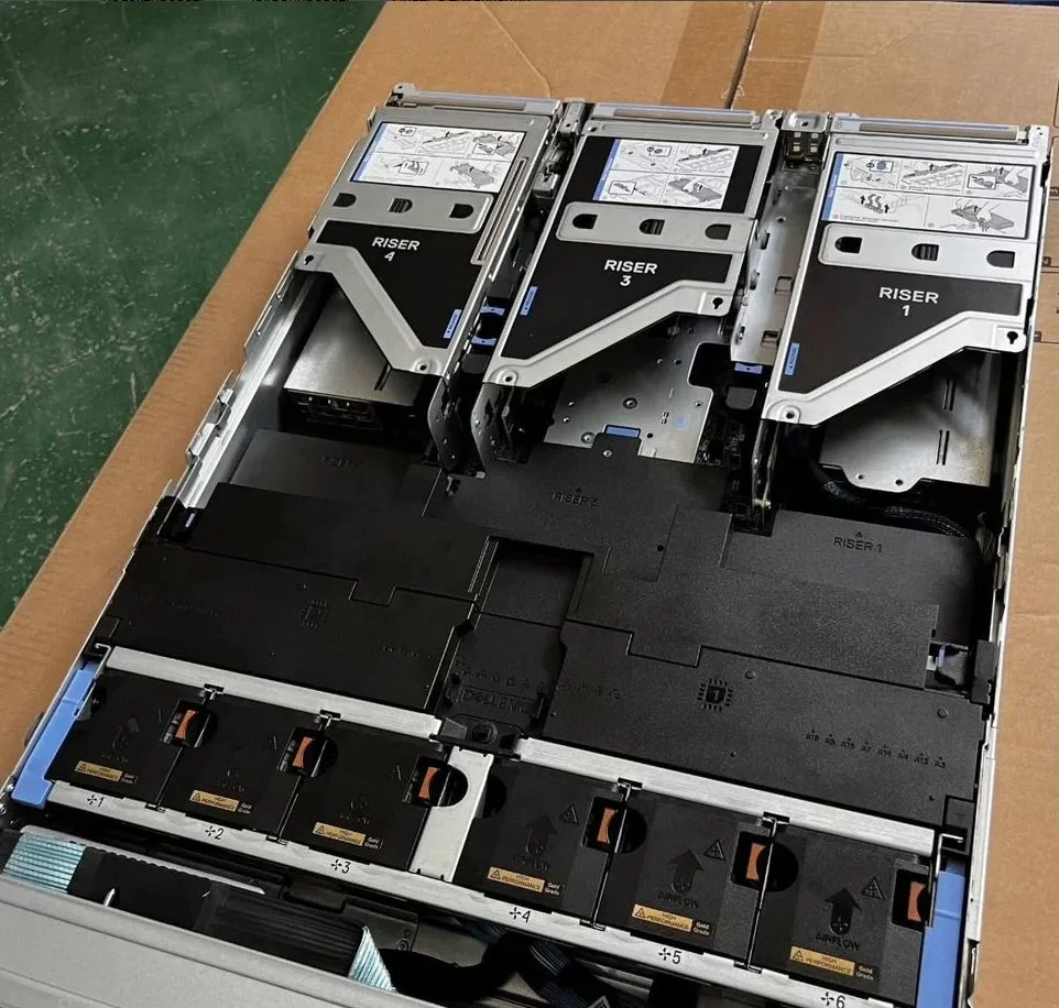 Dell R7525 2.5*24(8*u.2+16*SAS/sata) - миниатюра 2