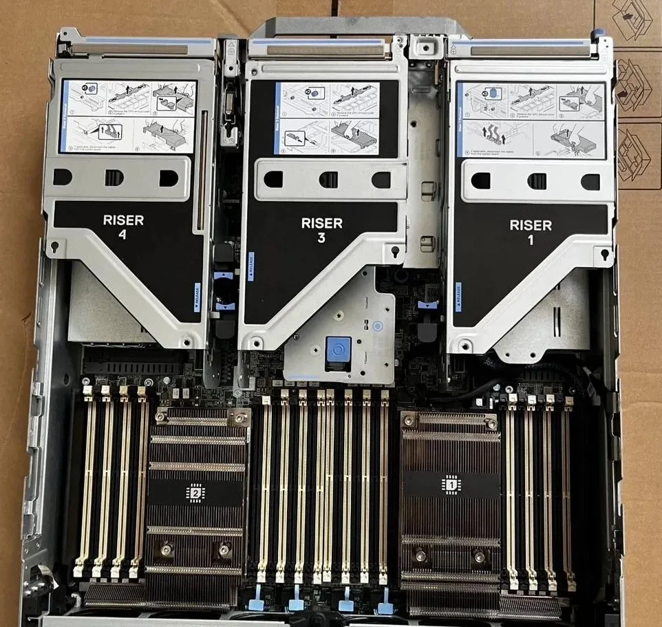 Dell R7525 2.5*24(8*u.2+16*SAS/sata) - миниатюра 3