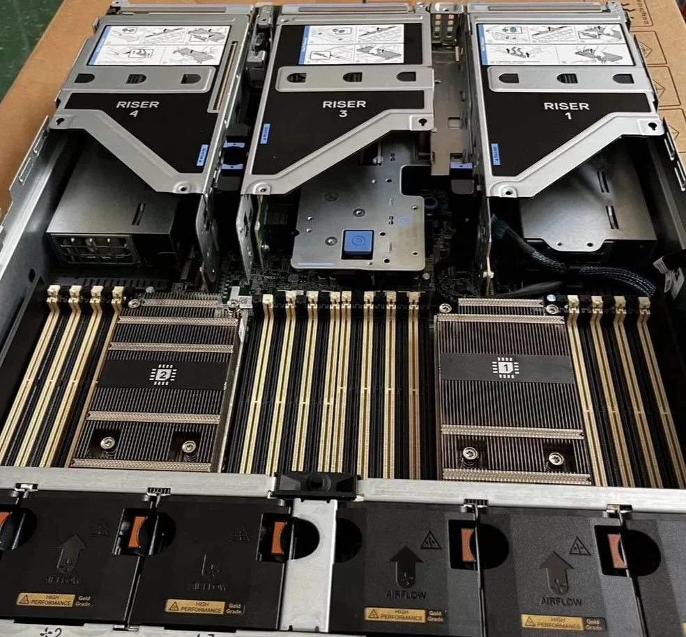 Dell R7525 2.5*24(8*u.2+16*SAS/sata) - миниатюра 4