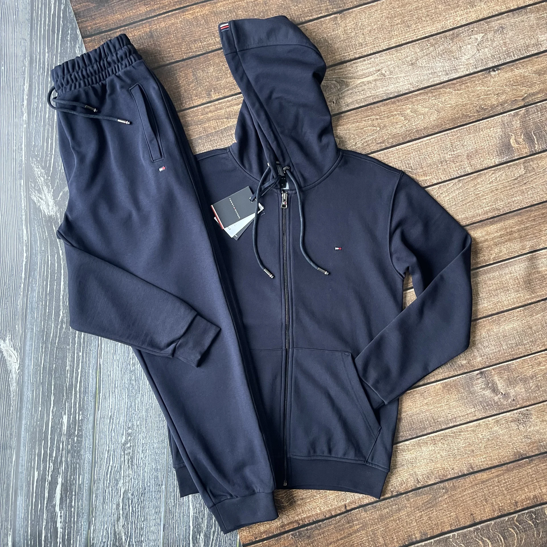 Спортивный костюм Tommy Hilfiger - миниатюра 2