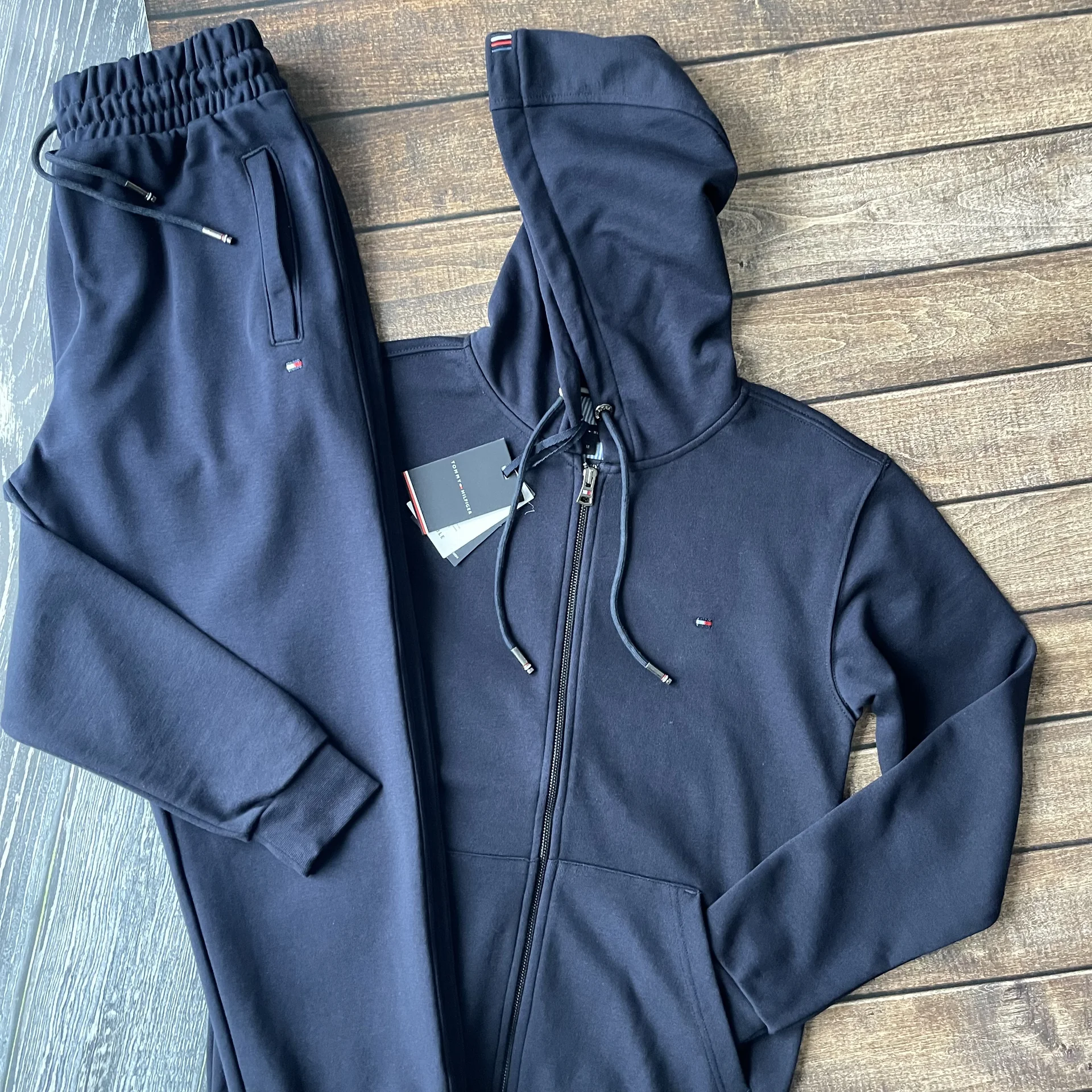 Спортивный костюм Tommy Hilfiger - миниатюра 3