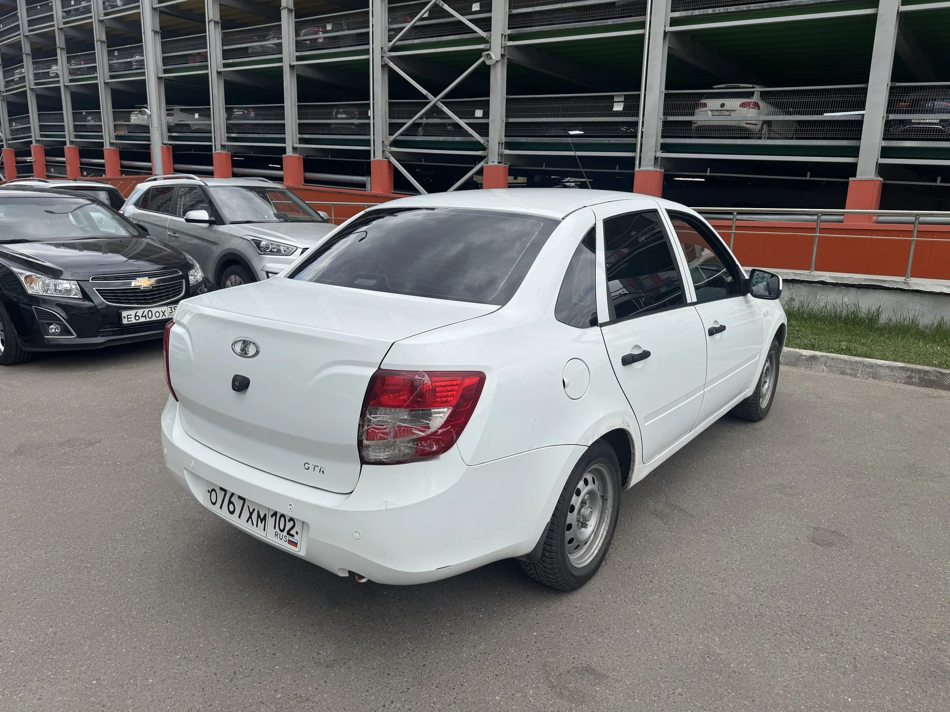 Lada granta - миниатюра 3