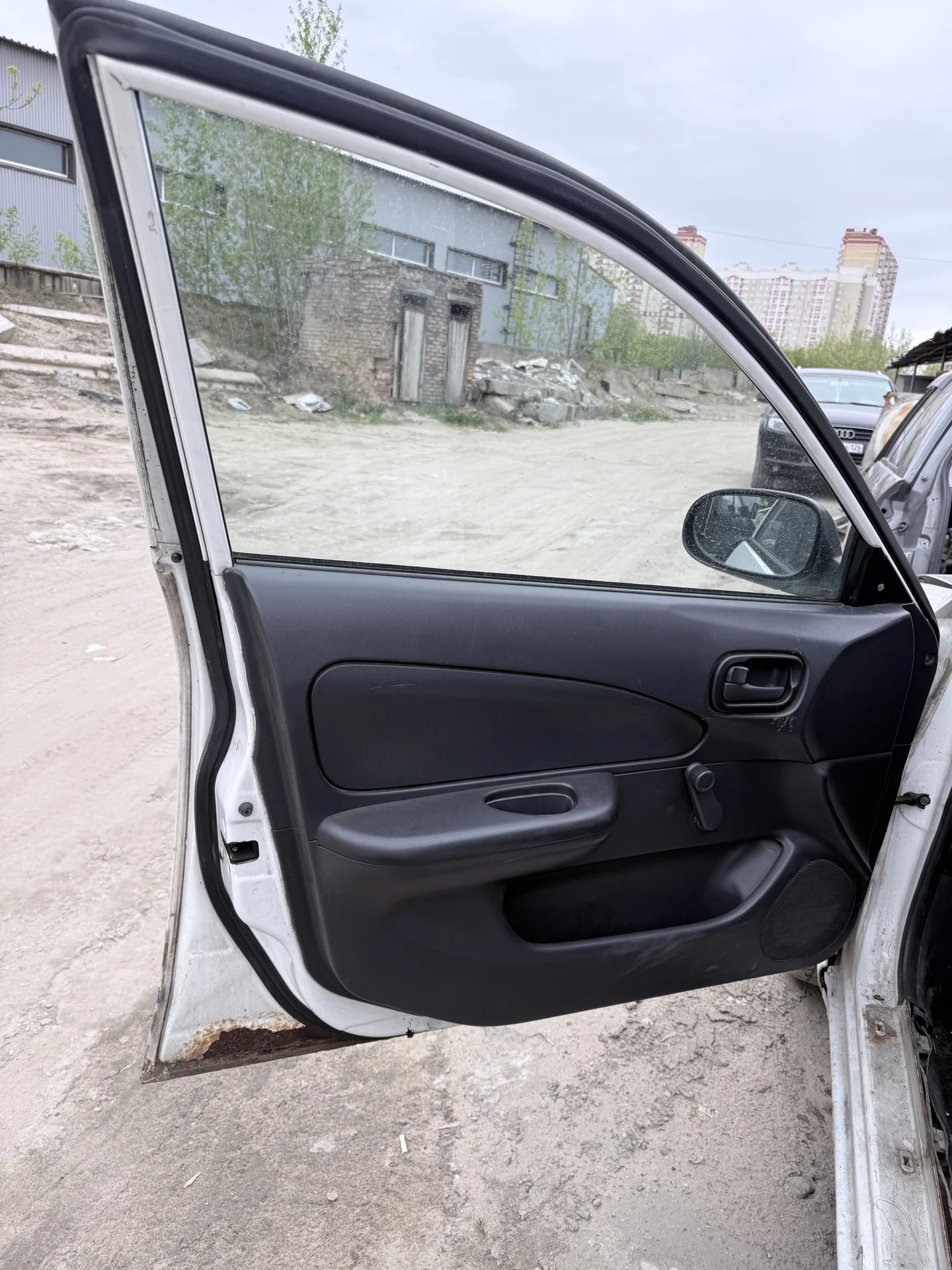 Разбор Nissan wingroad 2002 - миниатюра 17