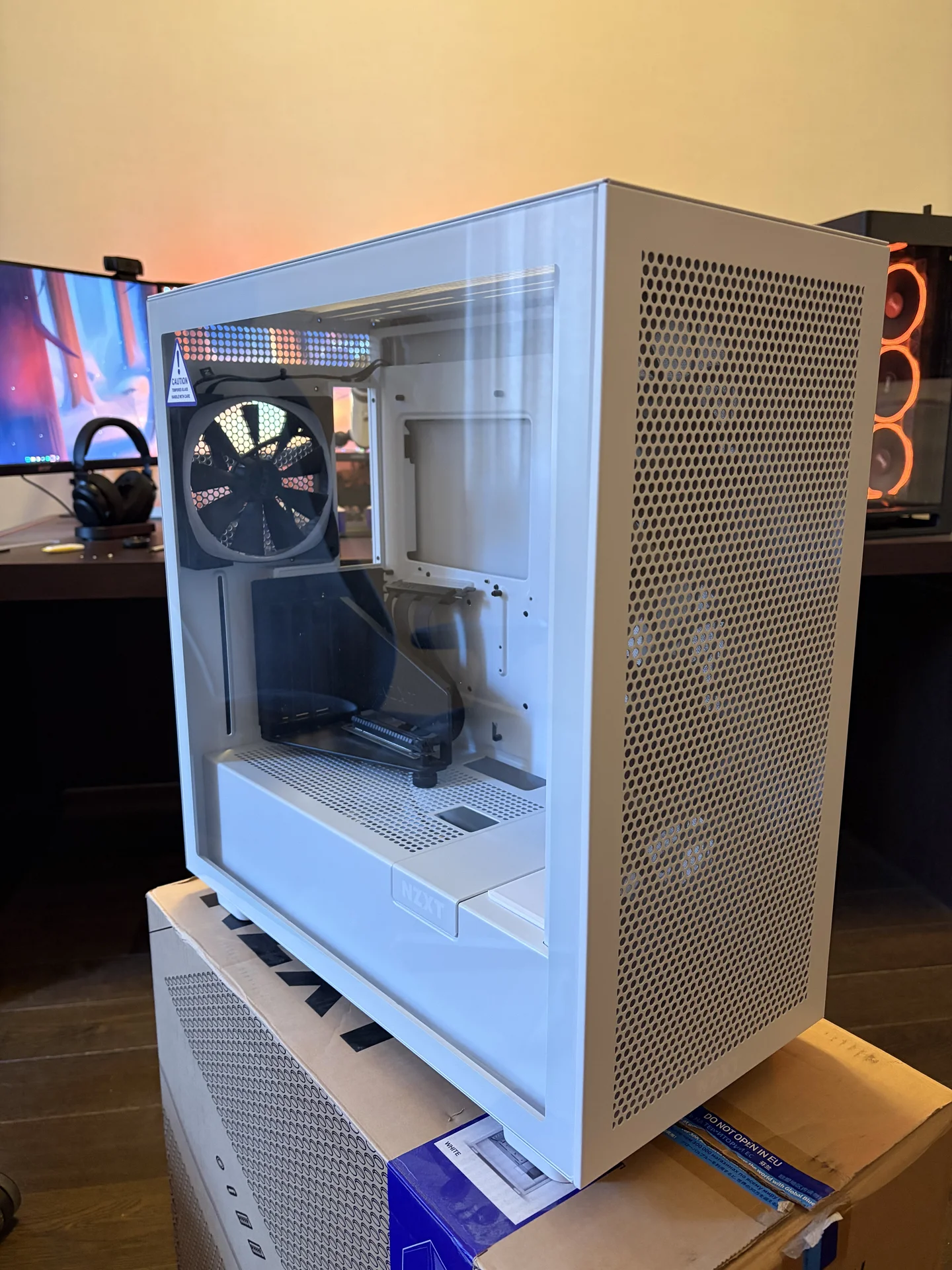 Корпус nzxt H7 Flow 2022 Белый + аксессуары