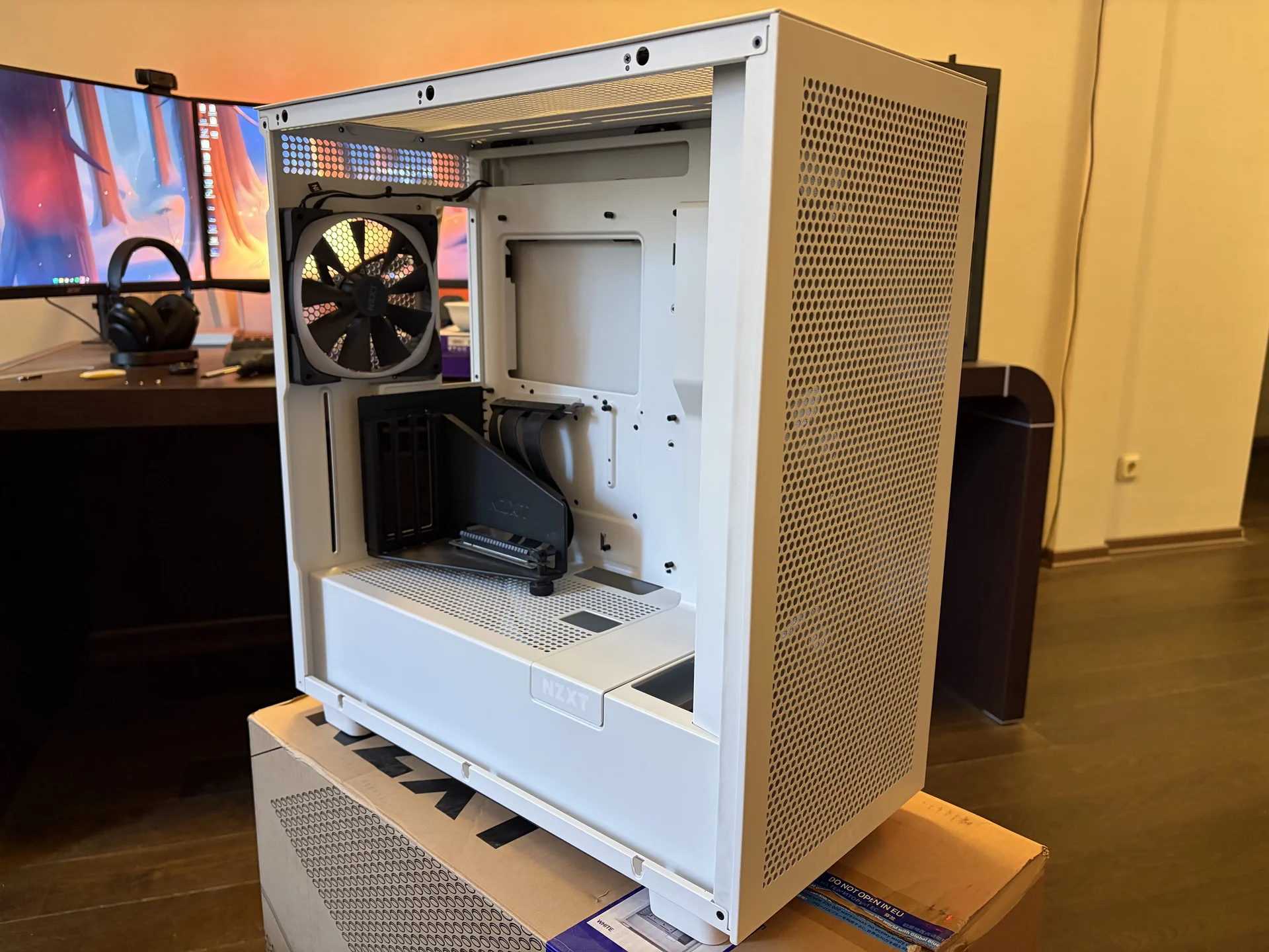 Корпус nzxt H7 Flow 2022 Белый + аксессуары - миниатюра 4