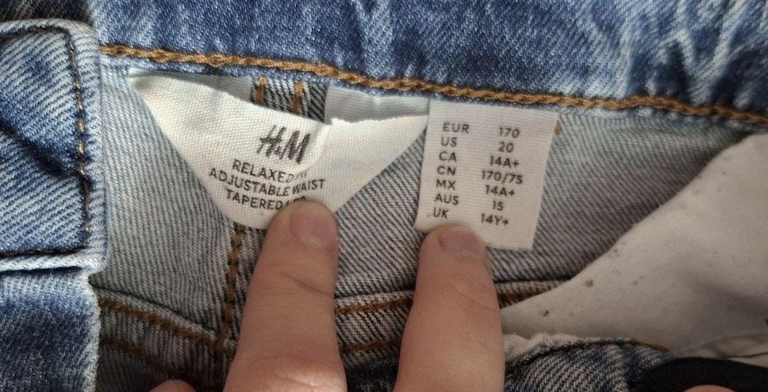 Джинсы H&M - миниатюра 2